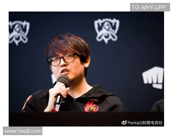 FPX在冠军杯中的耐力表现分析与战术探讨