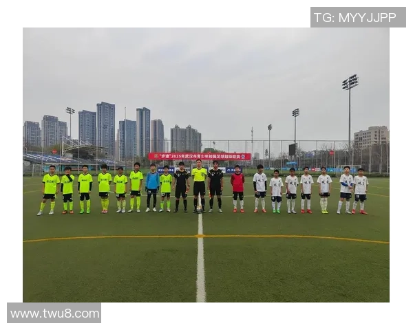 武汉足球队在足球比赛经验排行榜中荣登第四名展现强大实力与潜力 武汉足球队在足球比赛经验排行榜中荣登第四名展现强大实力与潜力